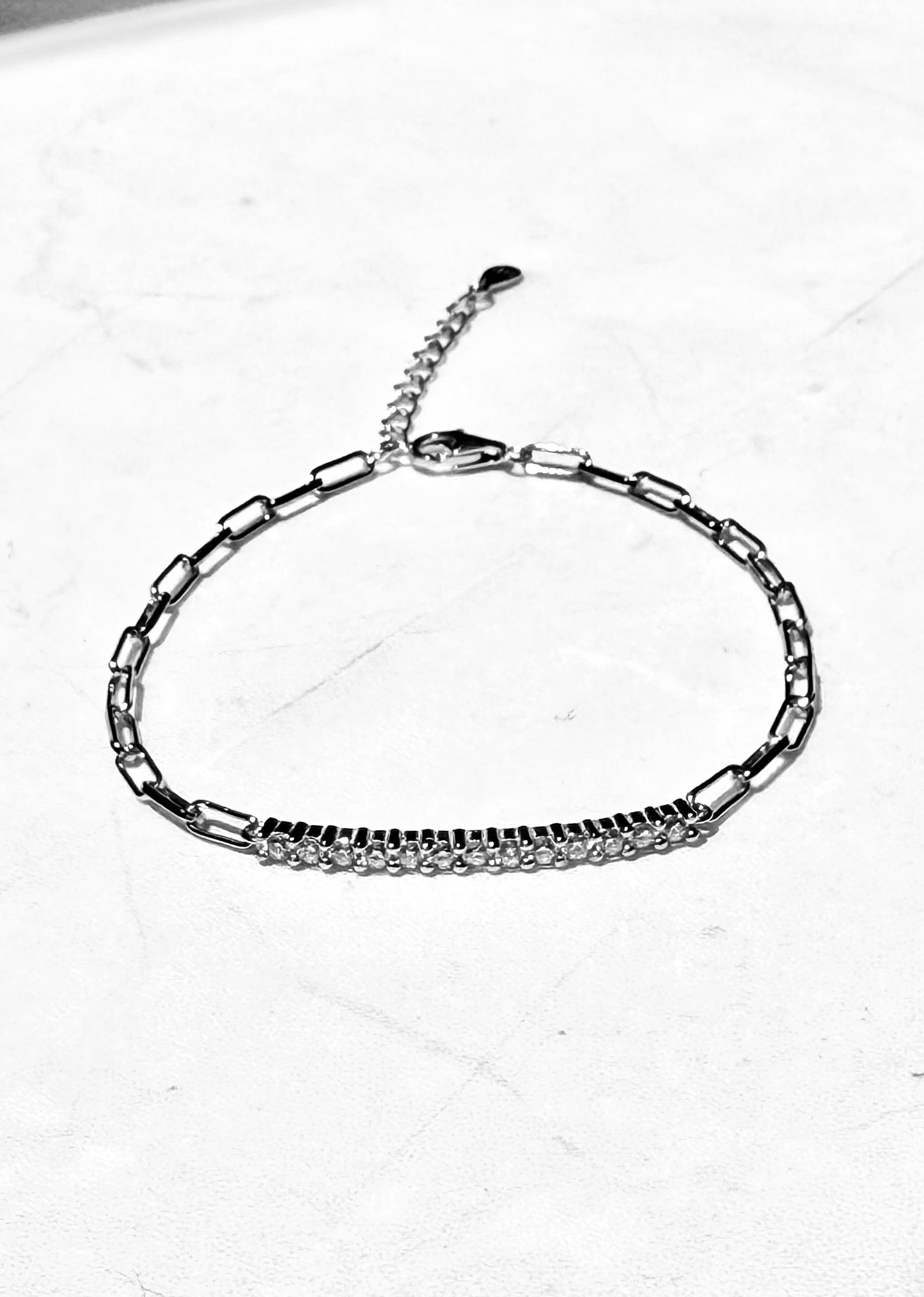 Sleek Link Bracelet