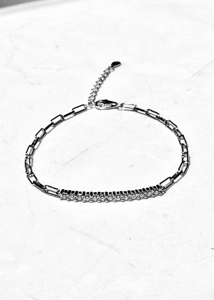 Sleek Link Bracelet